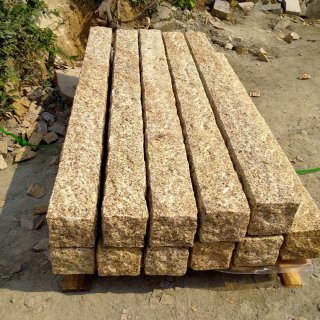 Treads - Handpicked - Yellow granite palisade 